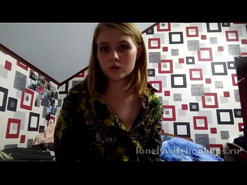 ❤️ Nwa akwụkwọ na-acha odo odo si Rọshịa na-enwe mmasị na nnukwu dicks. ️❌  na porn% ig.oldsex.ru%  ❌️❤